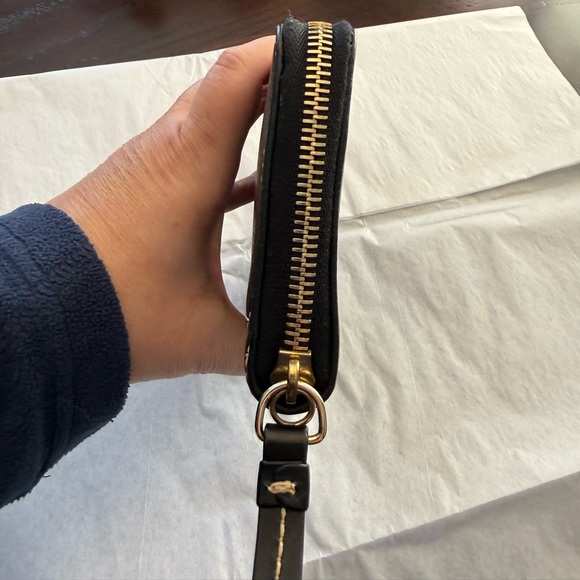 Dooney & Bourke Pebble Leather Black and Tan zip Wallet with Gold Accents - Picture 4 of 13